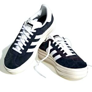 Adidas Originals Gazelle Bold Sneakers. Size: 6. MINT CONDITION